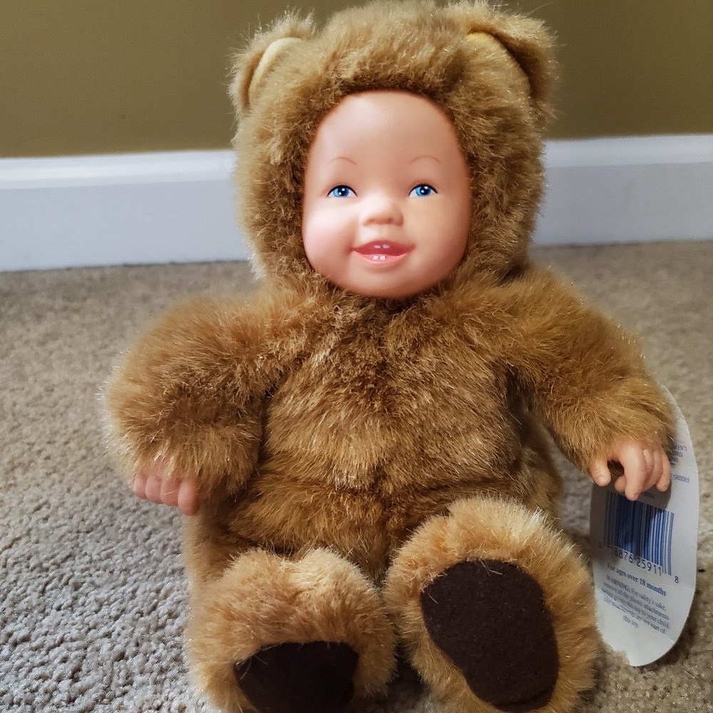 Anne Geddes Baby Bear - Picture 2 of 9